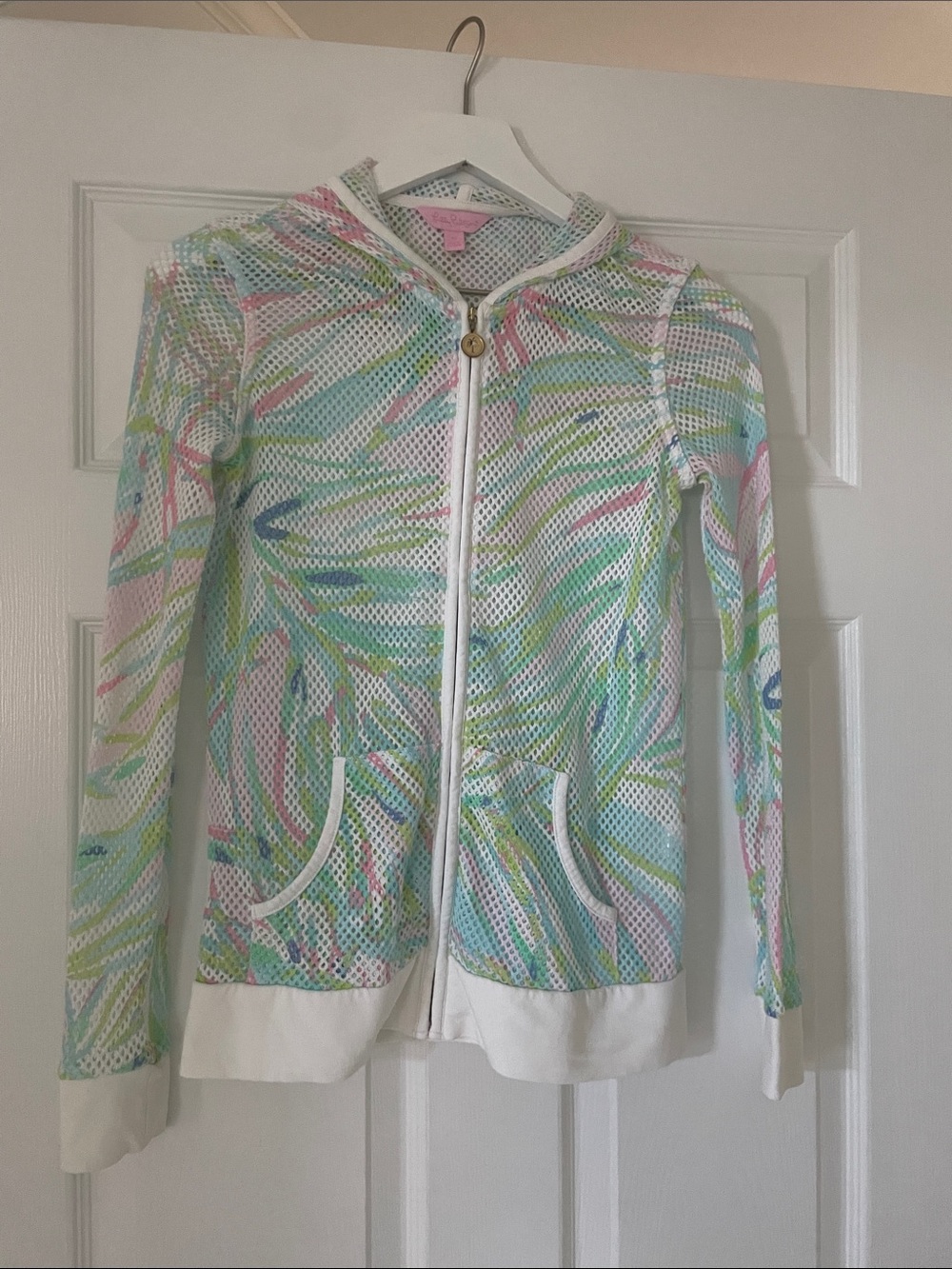 Lily Pulitzer XS Beautiful Lightweight Pastel Mesh Zip Hoodie - Women's Jacket.